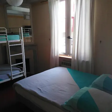 Crew Lighthouse * Antibes