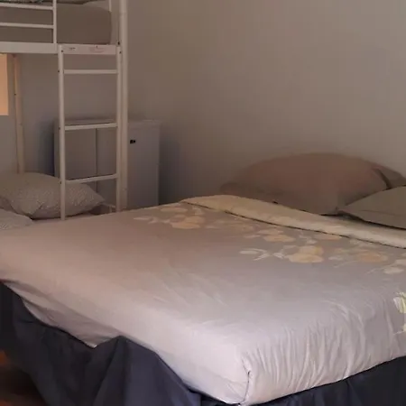 Ostello Crew Lighthouse Antibes