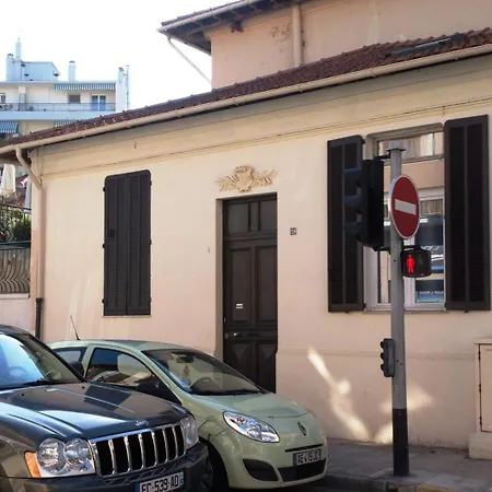 Ostello Crew Lighthouse